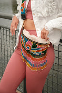 Bum Bags MARACUYÁ PR: Artesanía Exclusiva con un Propósito