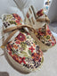 Mocasin con flores